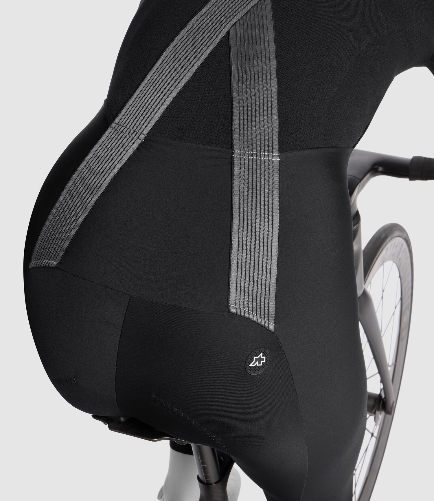 Assos Uma GT Hashoogi S11 Culote Largo Tirantes Invierno Black Series #8