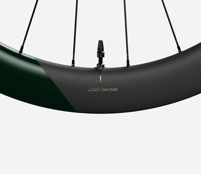 front-02-oquo-ra57ltd-metallic-dark-green-matt